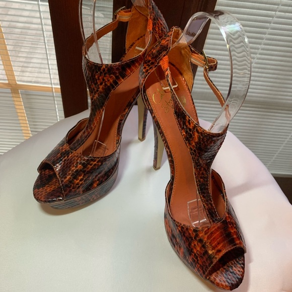 Colin Stuart Stilettos - Picture 3 of 7